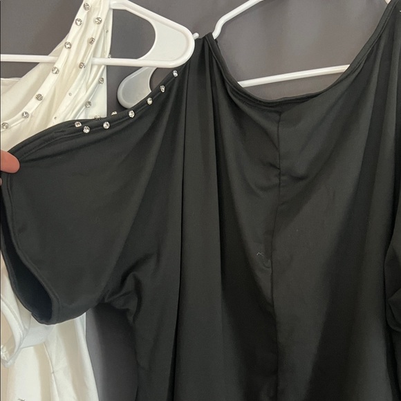 SHEIN Open Shoulder Tops - Black & White - Picture 4 of 5